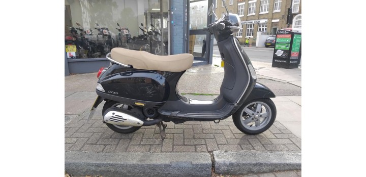 Used PIAGGIO VESPA LX 50