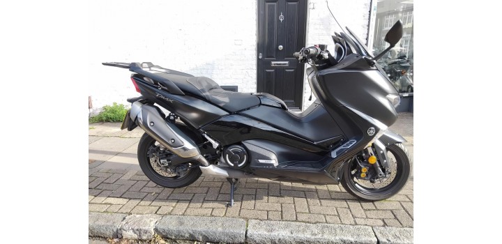 Used YAMAHA XP 530 D-A TMAX DX